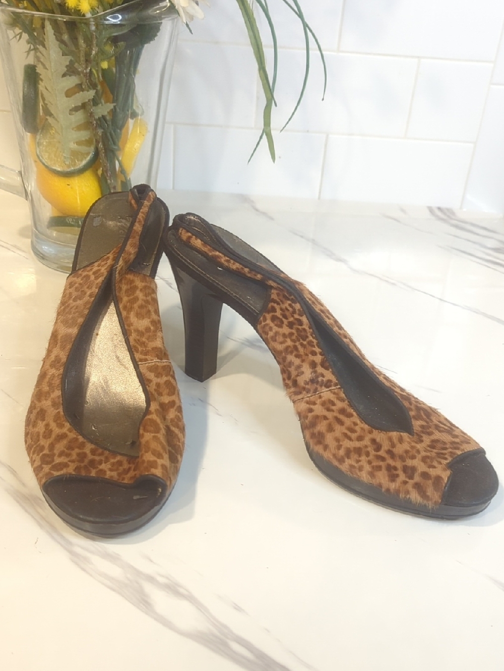 11M Vintage 90s Fashion Leopard Print Peep-Toe Slingback Heels - Brown